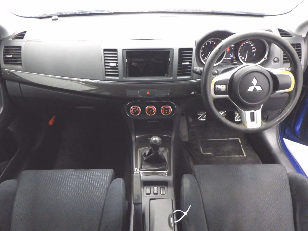 MITSUBISHI LANCER EVOLUTION