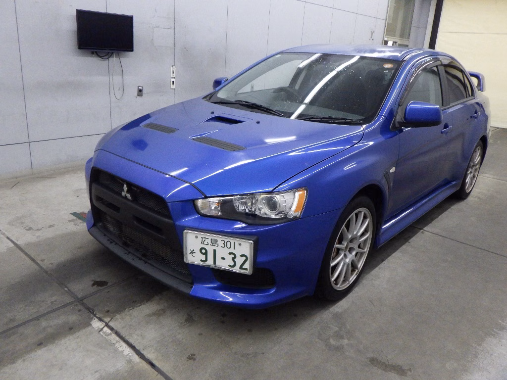 MITSUBISHI LANCER EVOLUTION