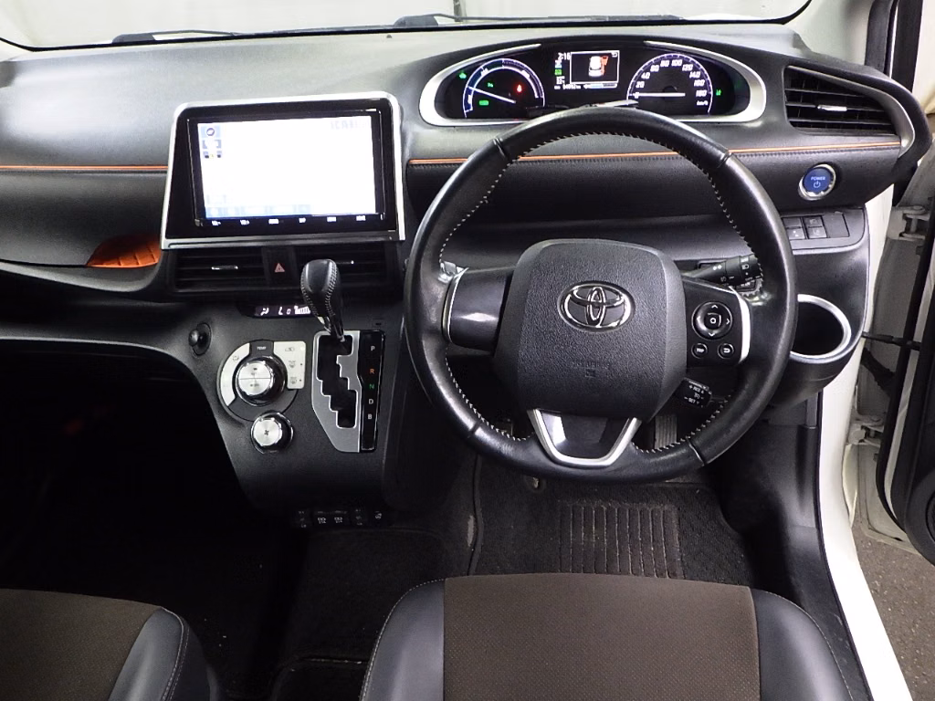 TOYOTA SIENTA