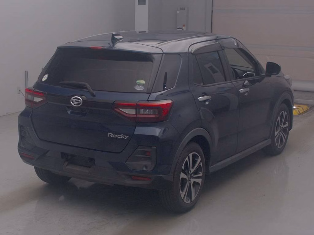 DAIHATSU ROCKY