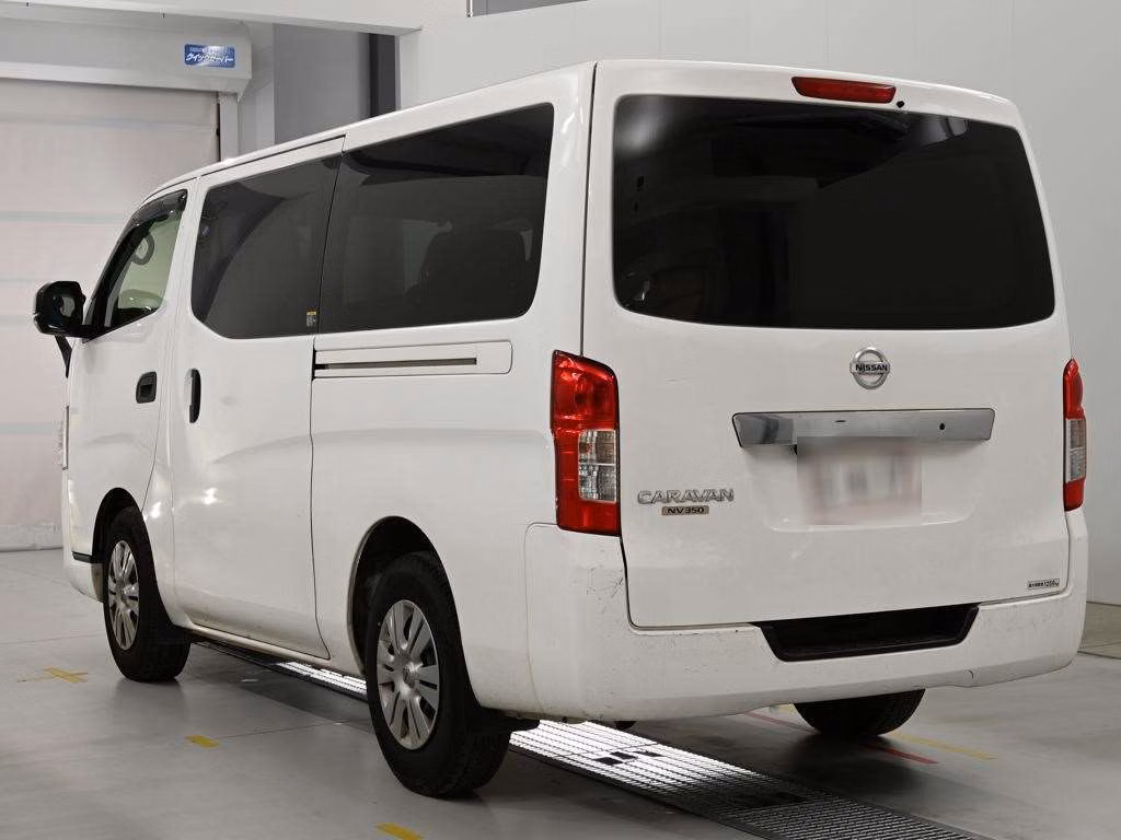 NISSAN NV350 CARAVAN