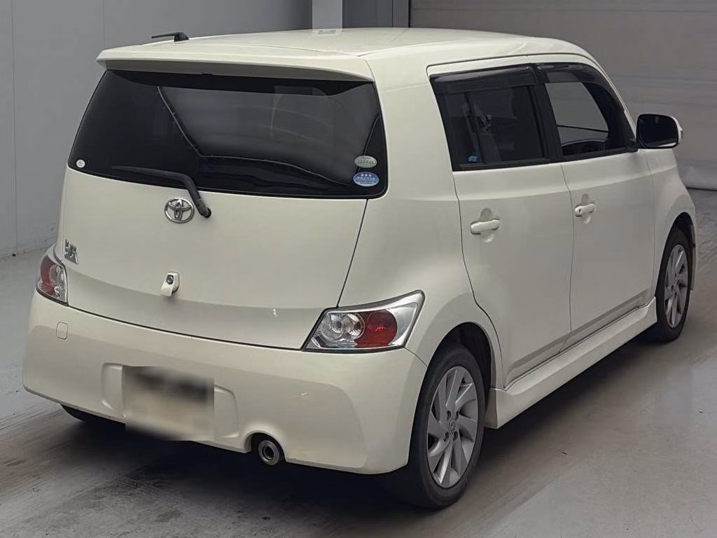 TOYOTA BB