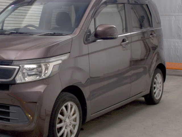 HONDA N-WGN