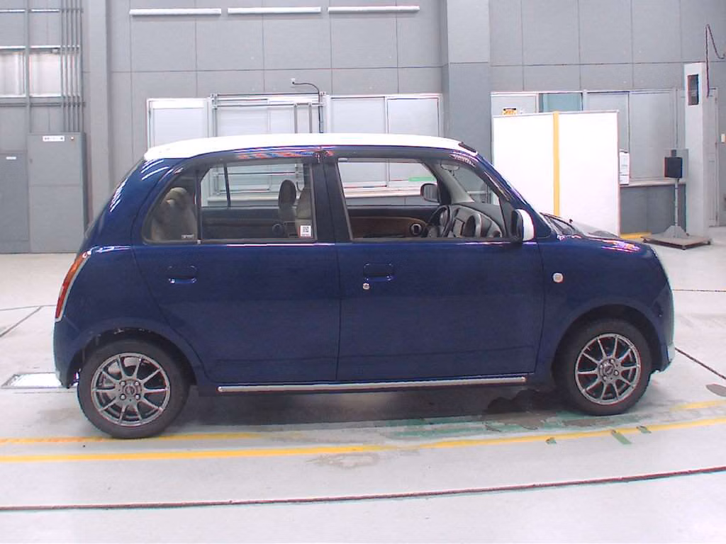 DAIHATSU MIRA GINO