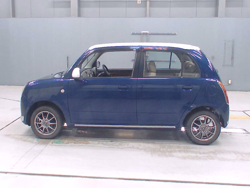 DAIHATSU MIRA GINO
