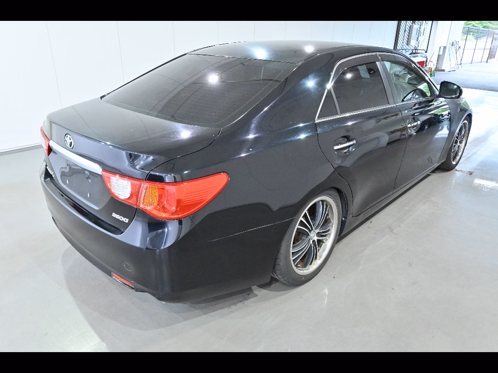 TOYOTA MARK X