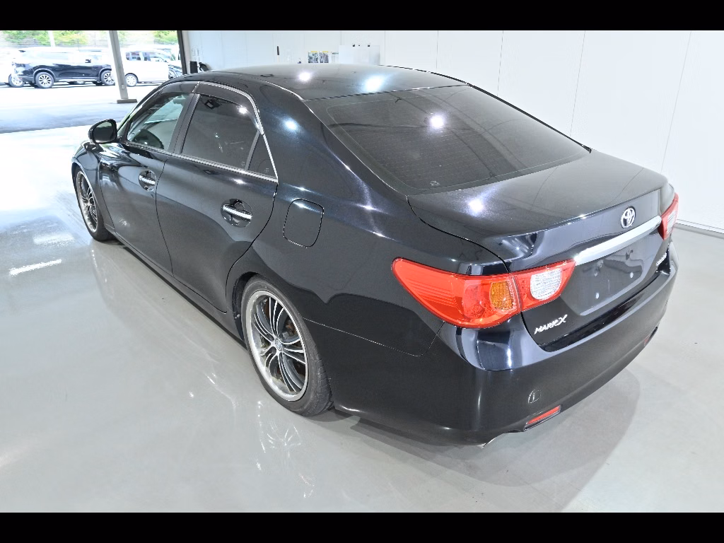 TOYOTA MARK X
