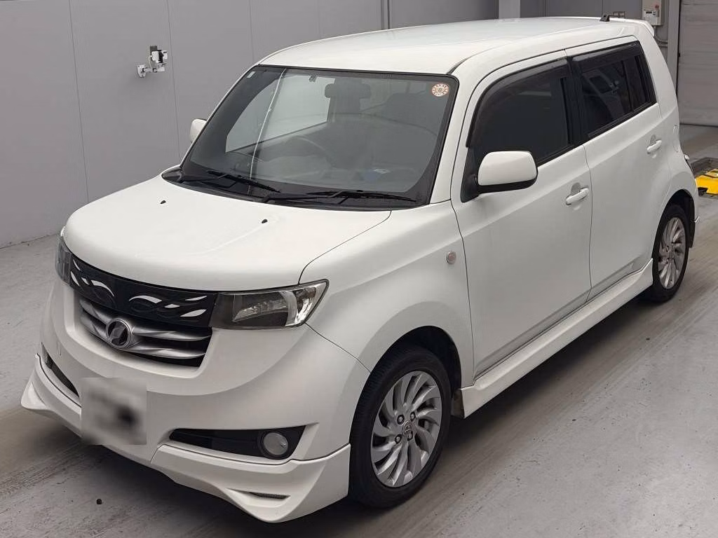TOYOTA BB