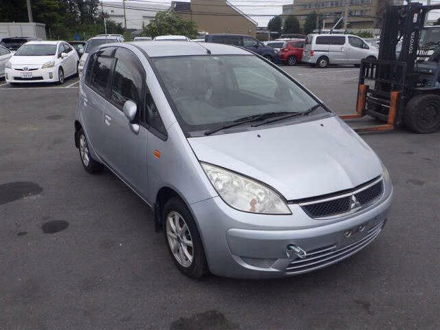 MITSUBISHI COLT