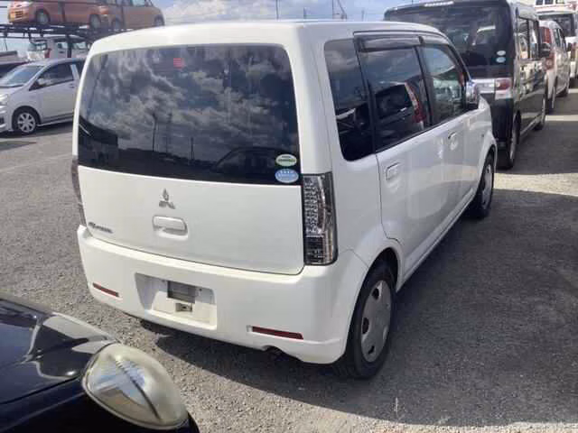 MITSUBISHI EK WAGON