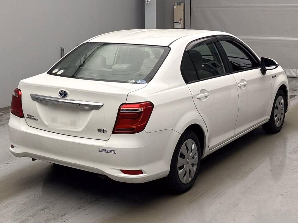 TOYOTA COROLLA AXIO