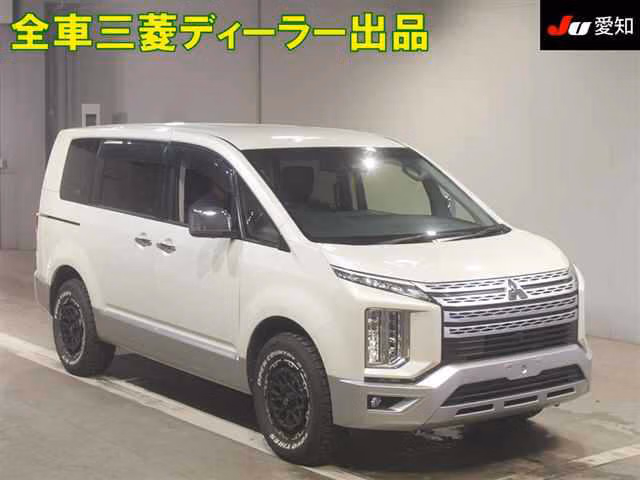 MITSUBISHI DELICA D:5