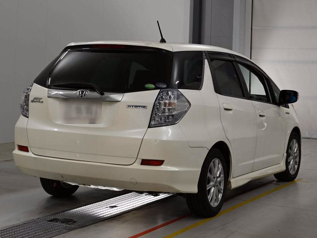 HONDA FIT SHUTTLE