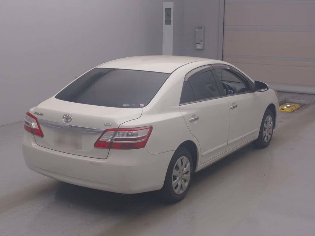 TOYOTA PREMIO