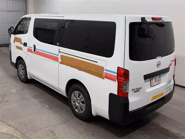 NISSAN NV350 CARAVAN