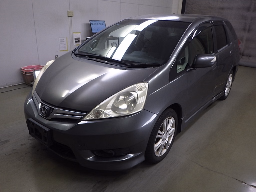 HONDA FIT SHUTTLE