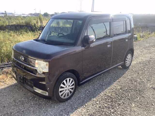 DAIHATSU MOVE CONTE