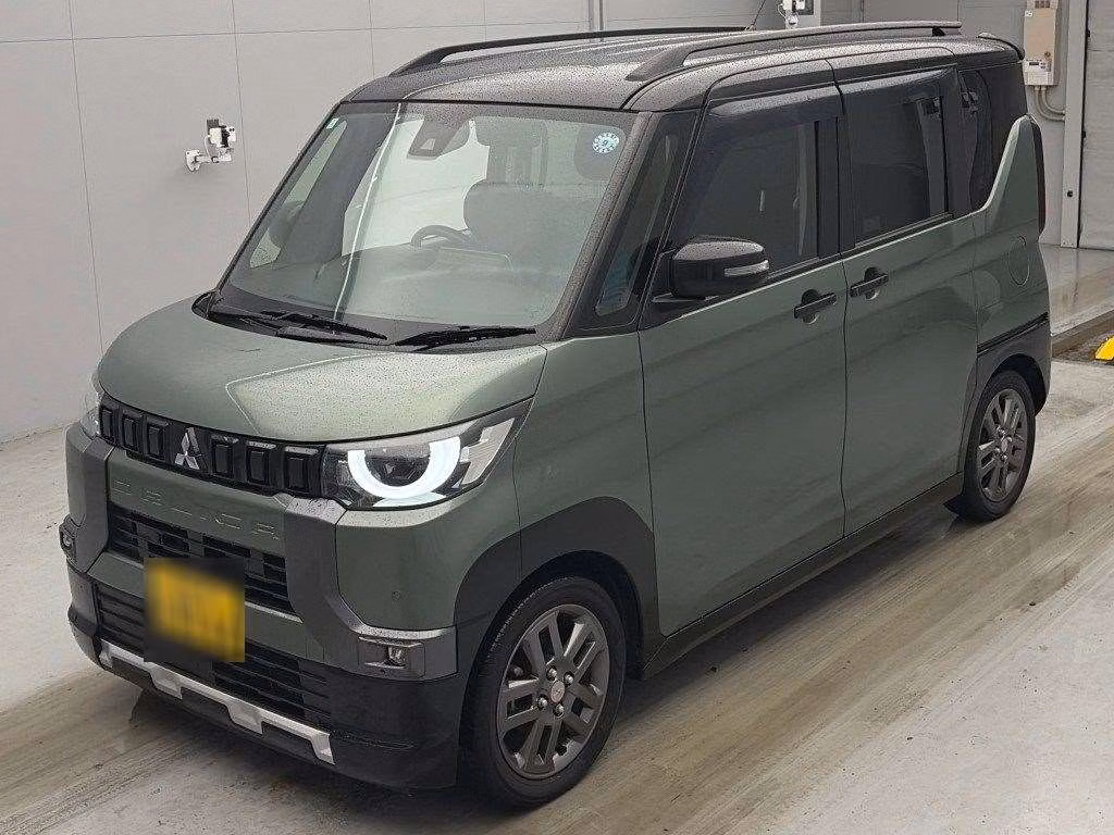 Mitsubishi Delica Mini