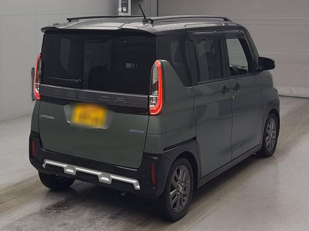 MITSUBISHI DELICA MINI