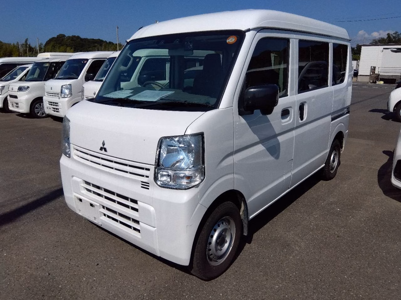 MITSUBISHI MINICAB