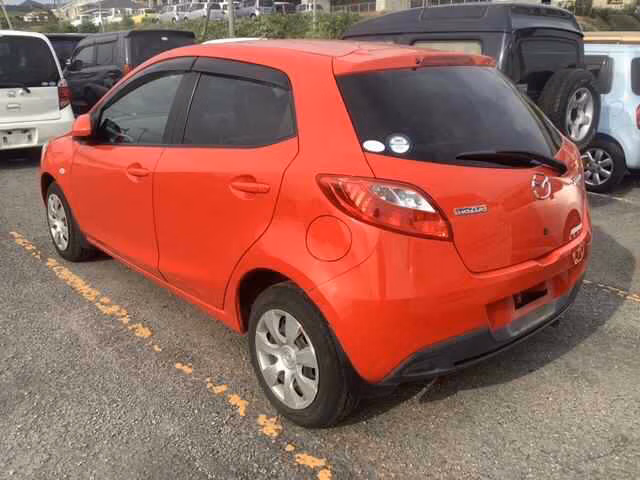 MAZDA DEMIO