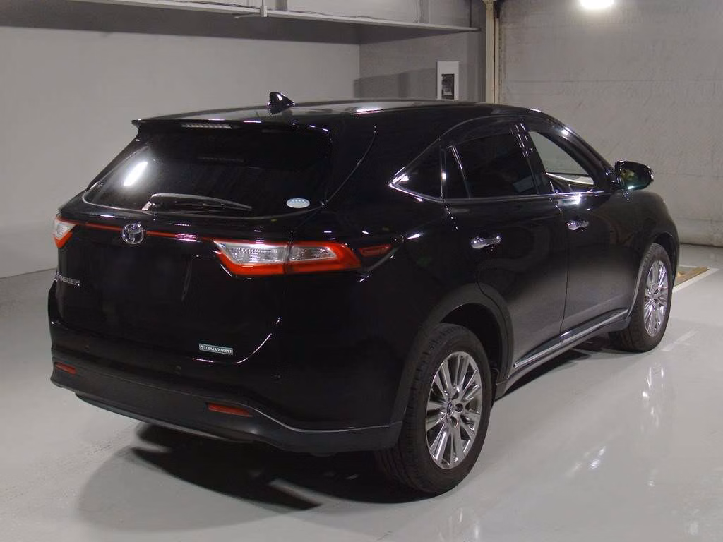 TOYOTA HARRIER
