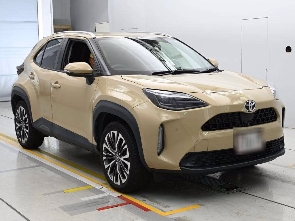 TOYOTA YARIS CROSS