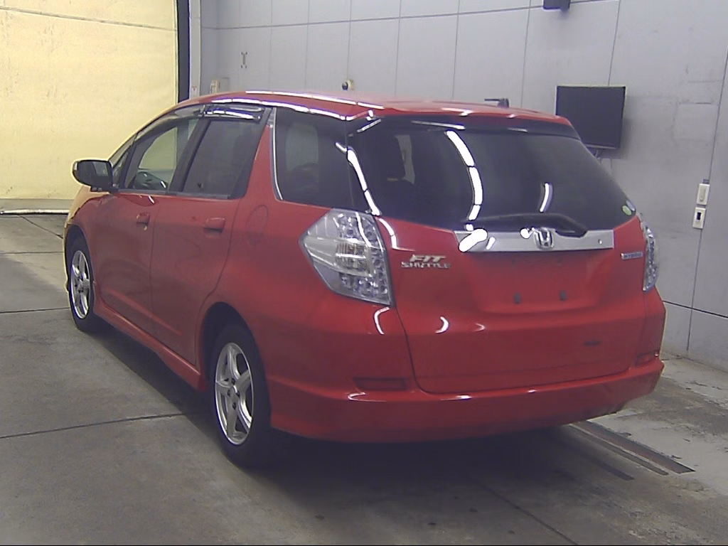 HONDA FIT SHUTTLE