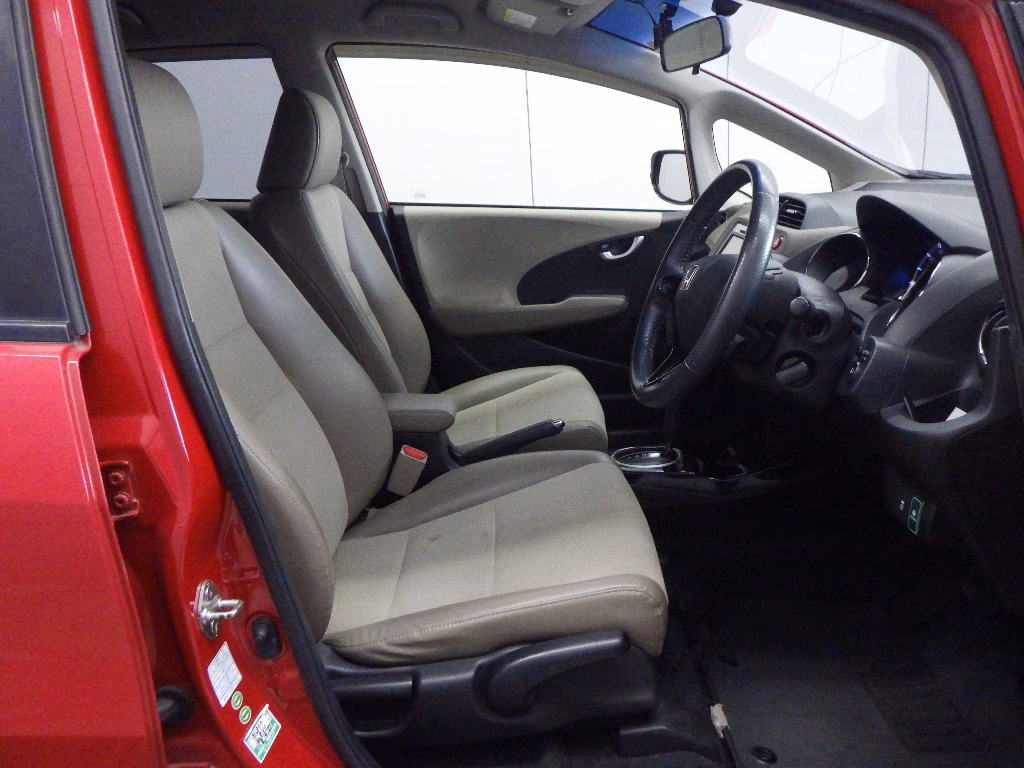 HONDA FIT SHUTTLE