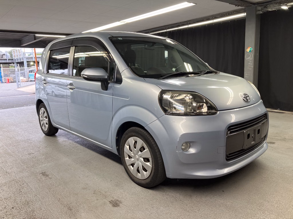 TOYOTA PORTE