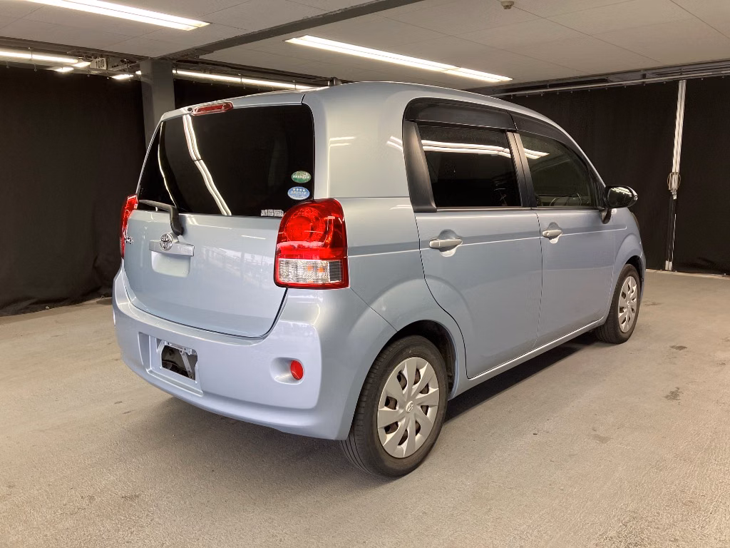 TOYOTA PORTE