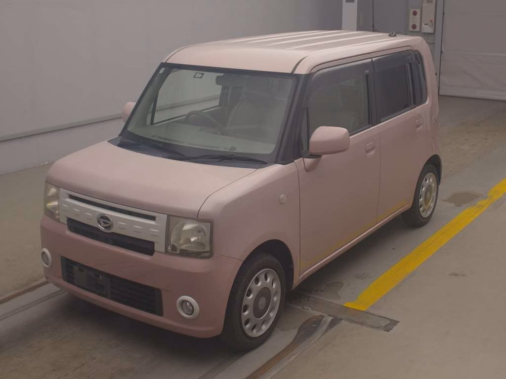DAIHATSU MOVE CONTE