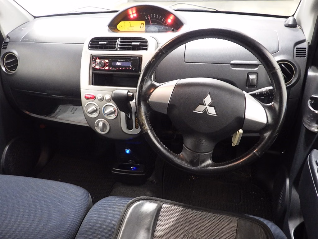 MITSUBISHI EK SPORT