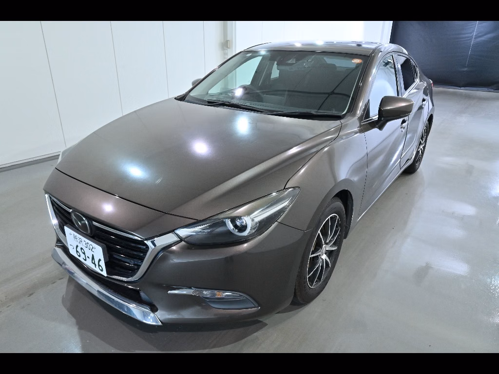 MAZDA AXELA