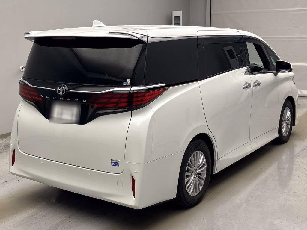 TOYOTA ALPHARD