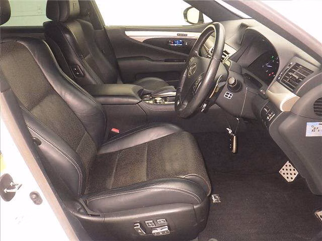 LEXUS LS460