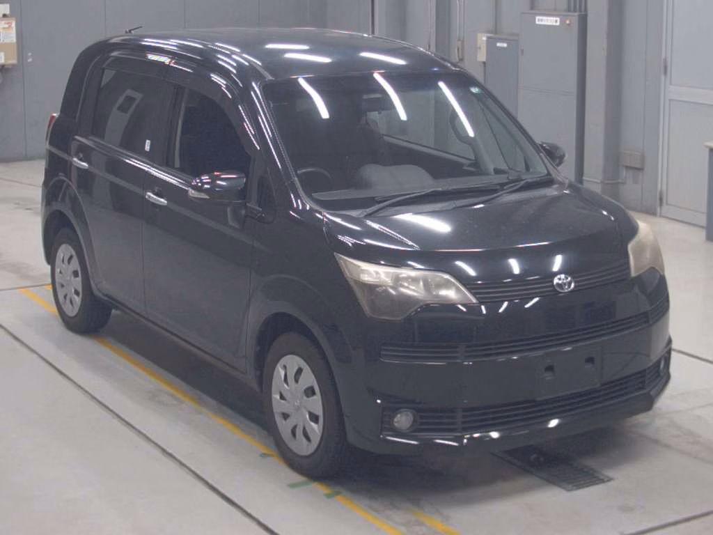 TOYOTA SPADE