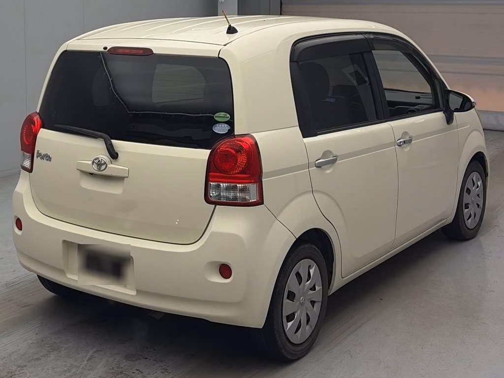 TOYOTA PORTE