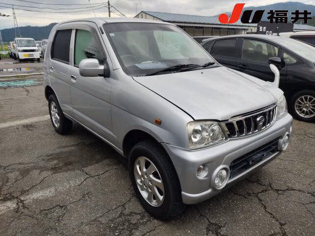 DAIHATSU TERIOS KID