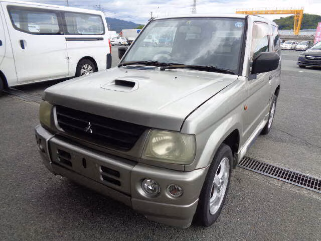 MITSUBISHI PAJERO MINI