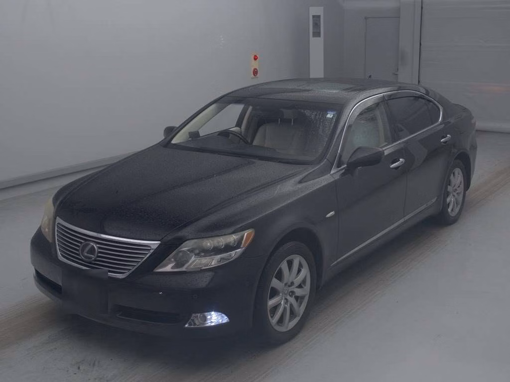 Lexus LS600h