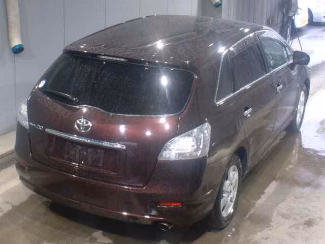 TOYOTA MARK X ZIO