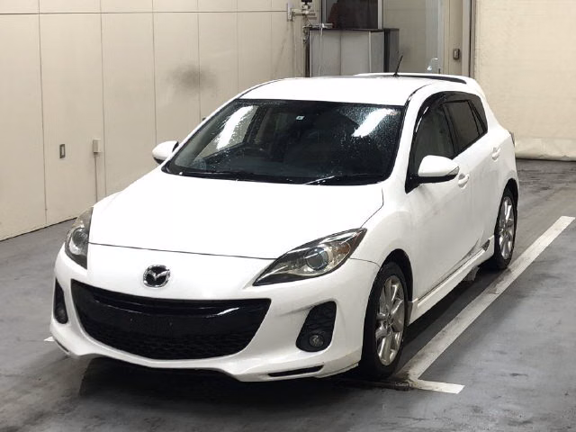 MAZDA AXELA