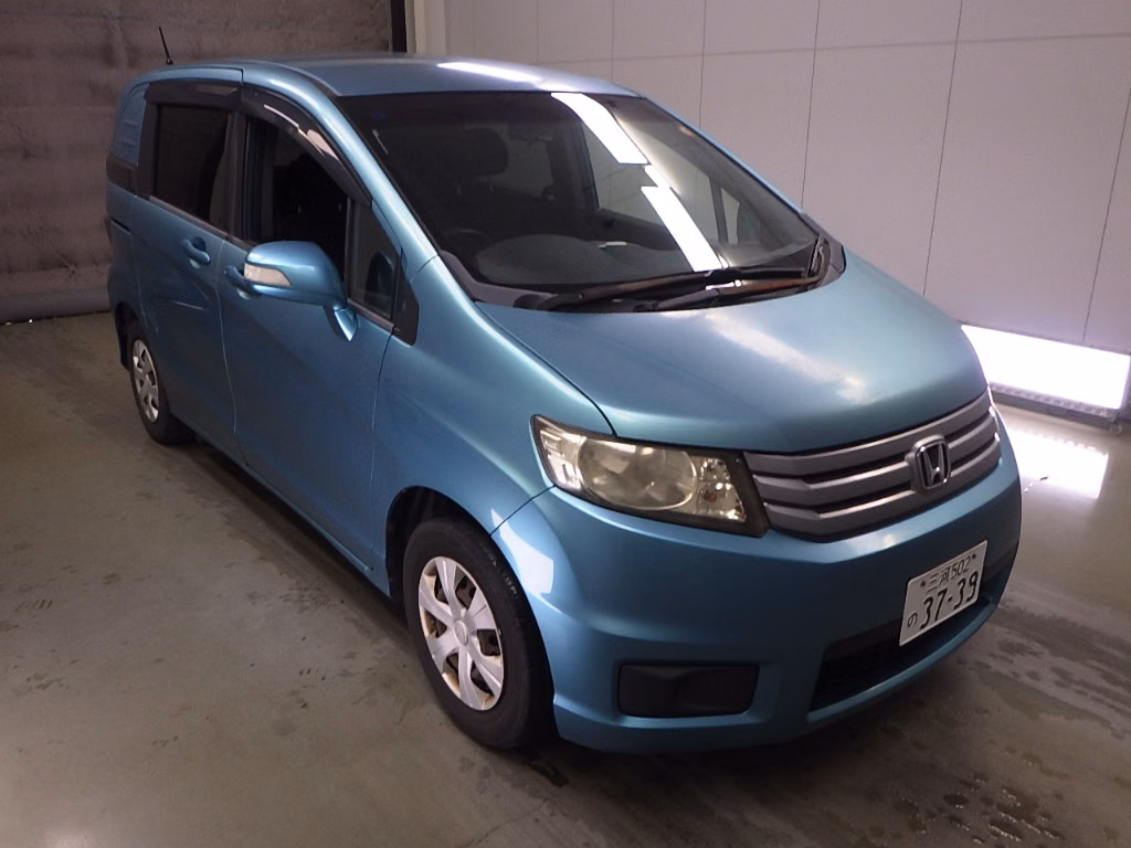 Honda Freed Spike