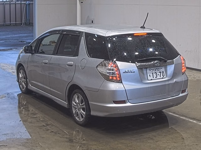 HONDA FIT SHUTTLE