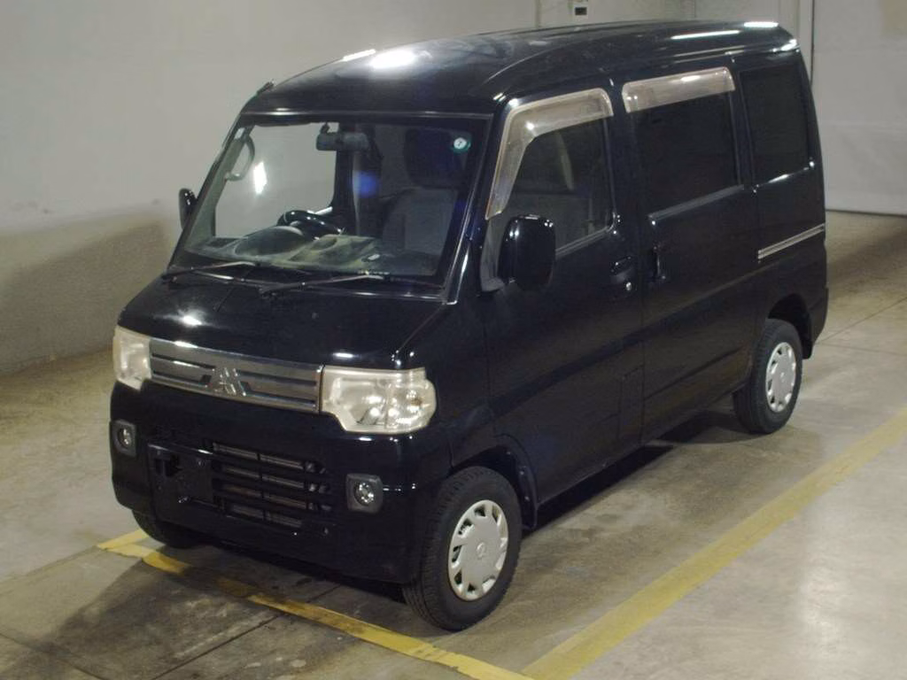 MITSUBISHI MINICAB