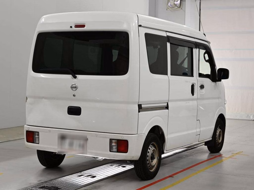 NISSAN NV100 CLIPPER