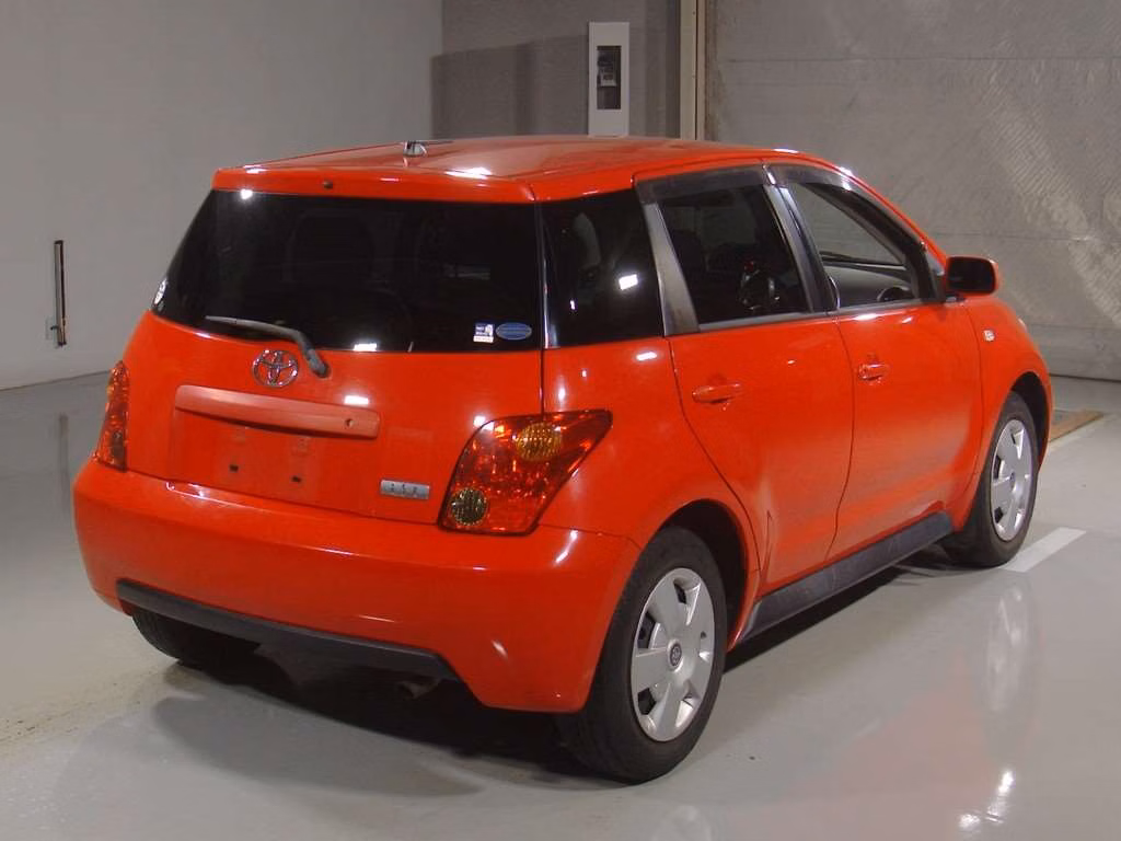 TOYOTA IST