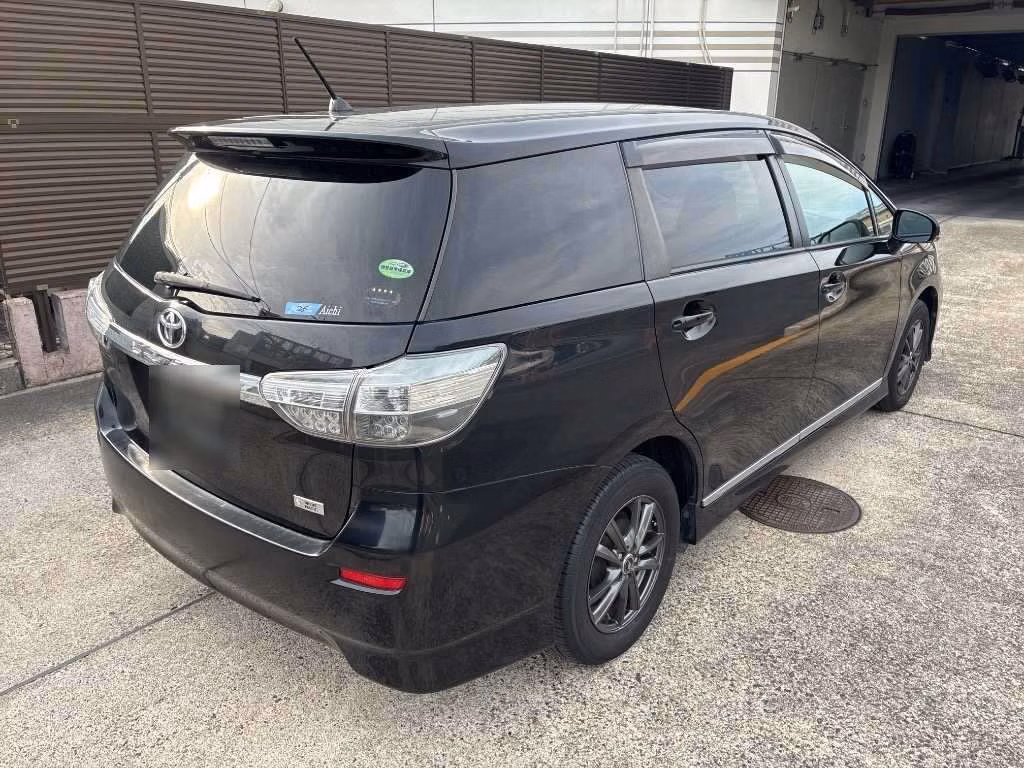 TOYOTA WISH
