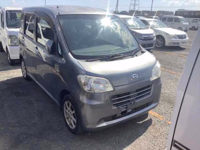 DAIHATSU TANTO EXE